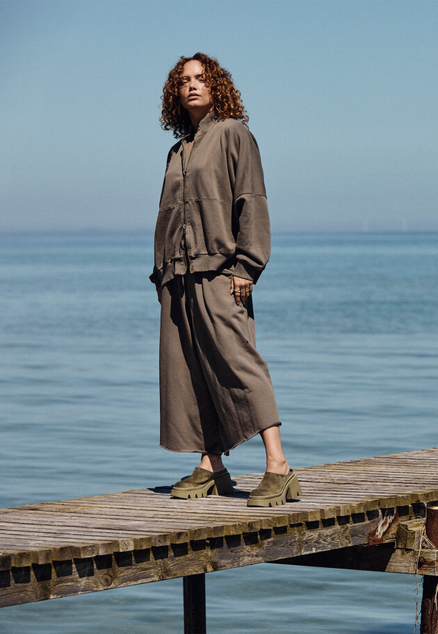 Sort Aarhus - ¾-length wide sweatpants